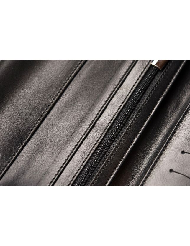 SENDRA  701 PYTHON BLACK