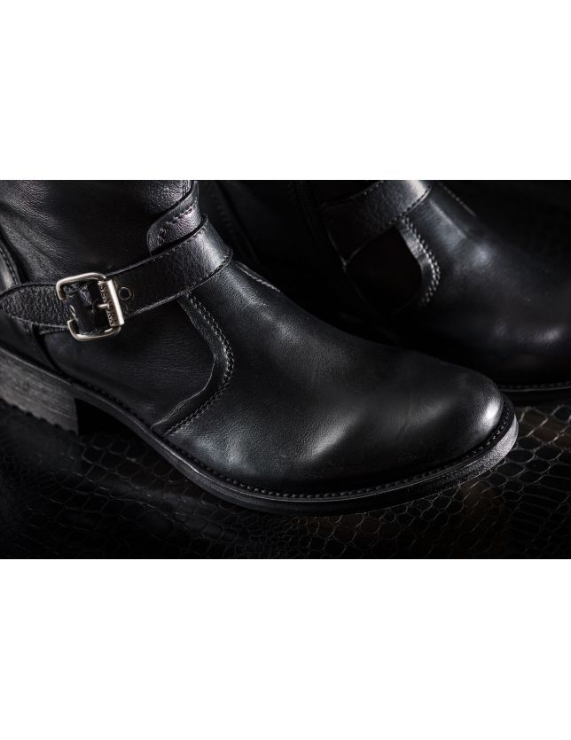 SENDRA 8787 SALVAGE BLACK