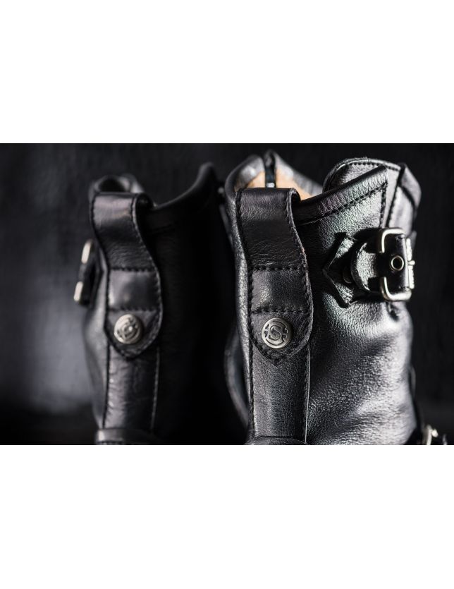 SENDRA 8787 SALVAGE BLACK