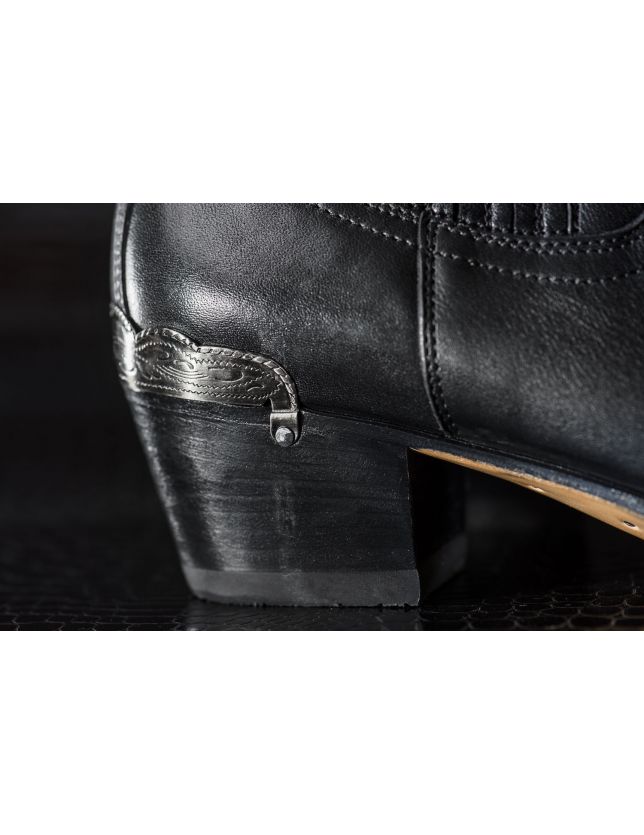 SENDRA 12380 NEGRO  SALVAGE NEGRO