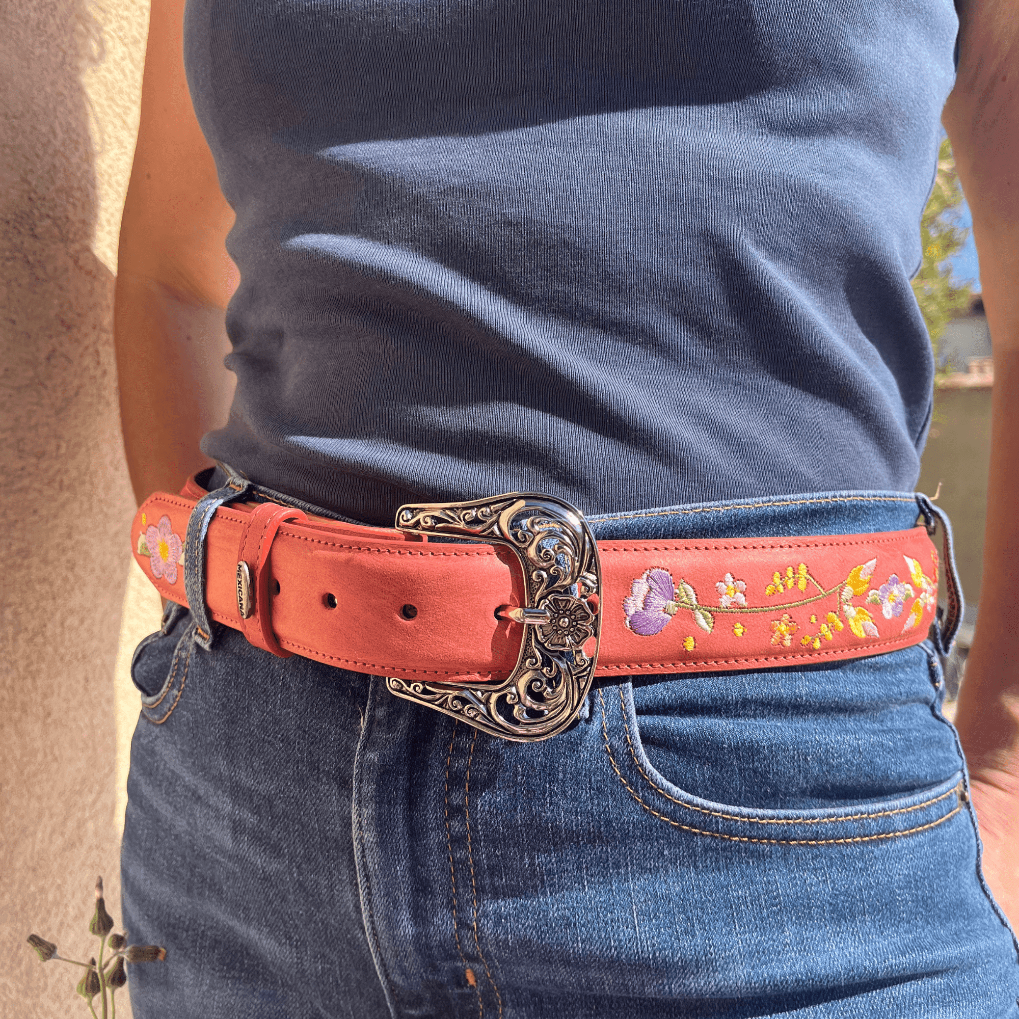 ceinture-sendra-rouge-brodée